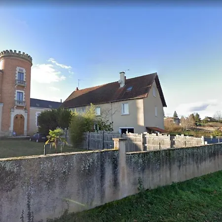 Maison Independante, Domaine Vichy La Tour Tatil Evi Abrest