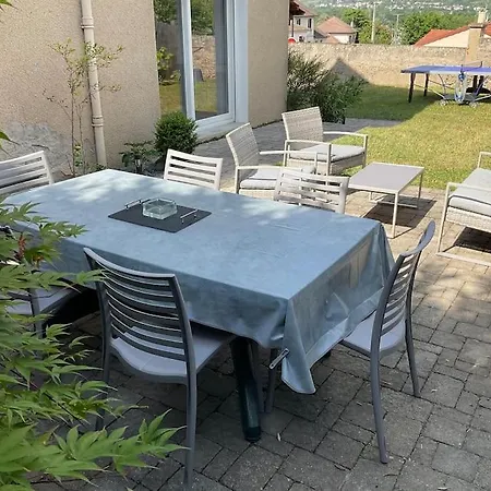 Maison Independante, Domaine Vichy La Tour *