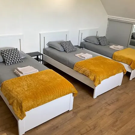 Maison Independante, Domaine Vichy La Tour Casa de Férias Abrest