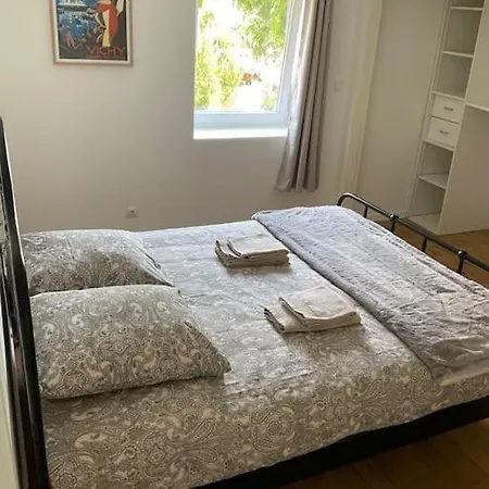 Holiday home Maison Independante, Domaine Vichy La Tour *